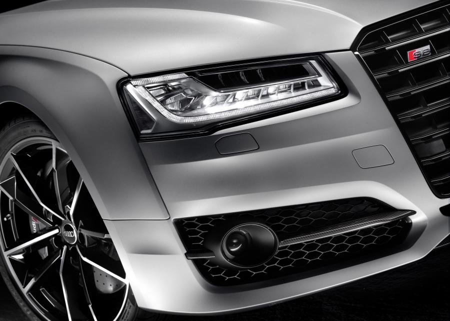 Детали экстерьера Audi S8 Plus (D4) 2015 года  (WW) (фото 38 из 47)